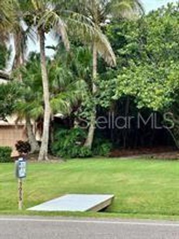 521 NEPTUNE AVENUE, Longboat Key, FL 34228