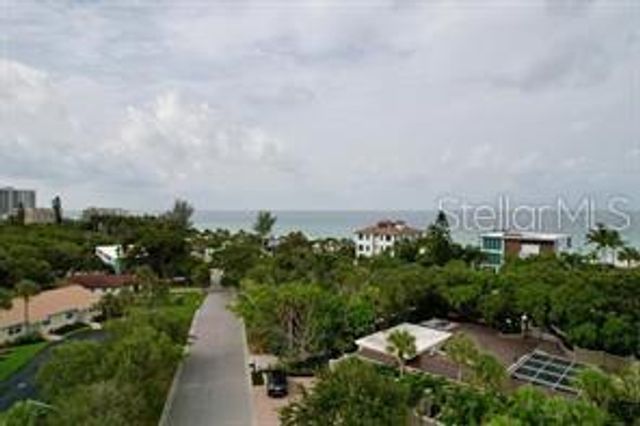 521 NEPTUNE AVENUE, Longboat Key, FL 34228
