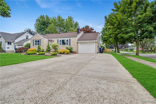 41 Grant Street, Lancaster, NY 14086