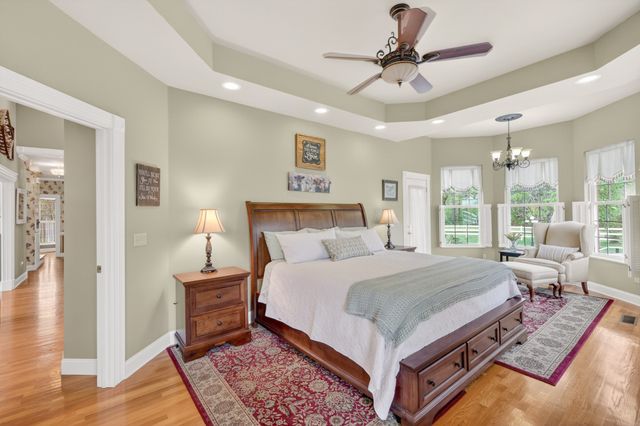 2015 Spry Rd, Bradyville, TN 37026