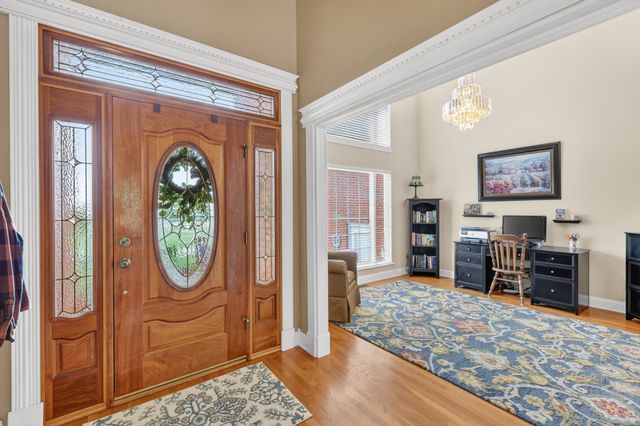 2015 Spry Rd, Bradyville, TN 37026