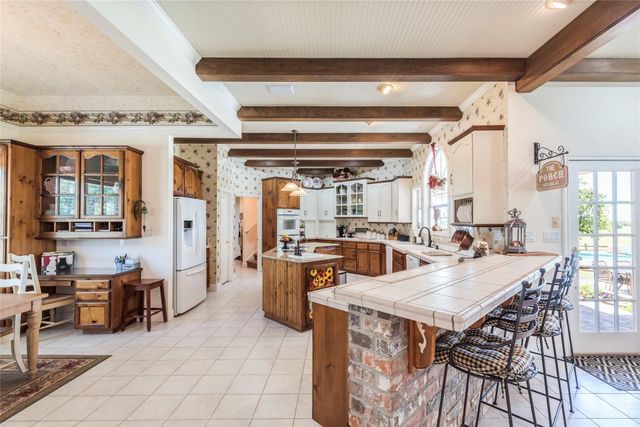 17270 FM 112, Thrall, TX 76578