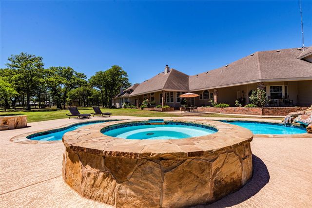 17270 FM 112, Thrall, TX 76578