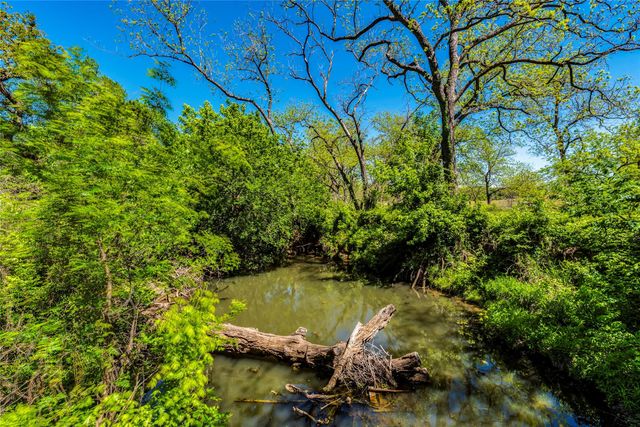 17270 FM 112, Thrall, TX 76578