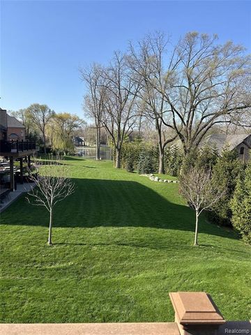 58548 Cory Lake Drive, Washington, MI 48094