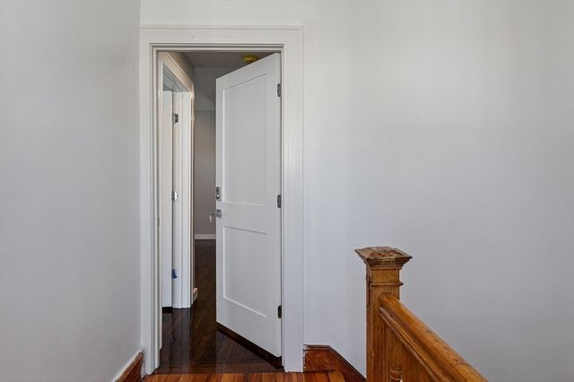 19 Chase St 3R, Boston, MA 02125