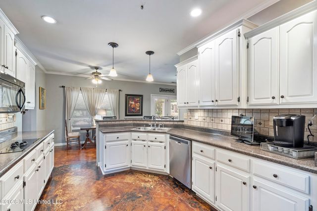 4445 Windslet Cove, Southaven, MS 38672