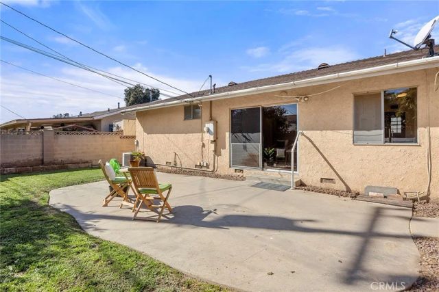 15330 Virginia Ave, Paramount, CA 90723