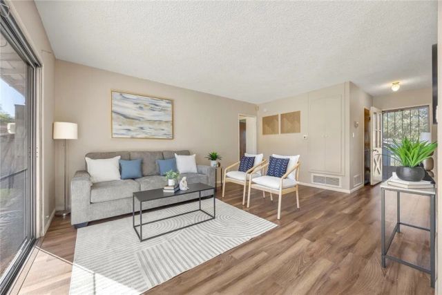 15330 Virginia Ave, Paramount, CA 90723