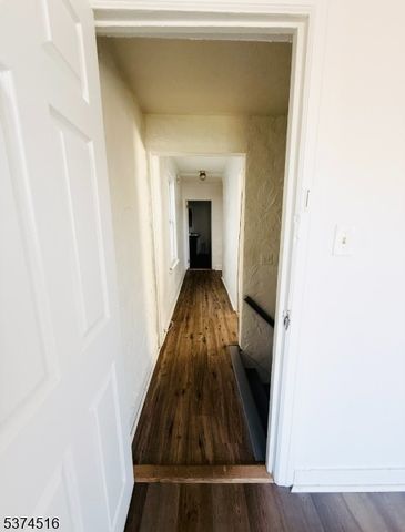 437 Maple Ave, Elizabeth City, NJ 07202