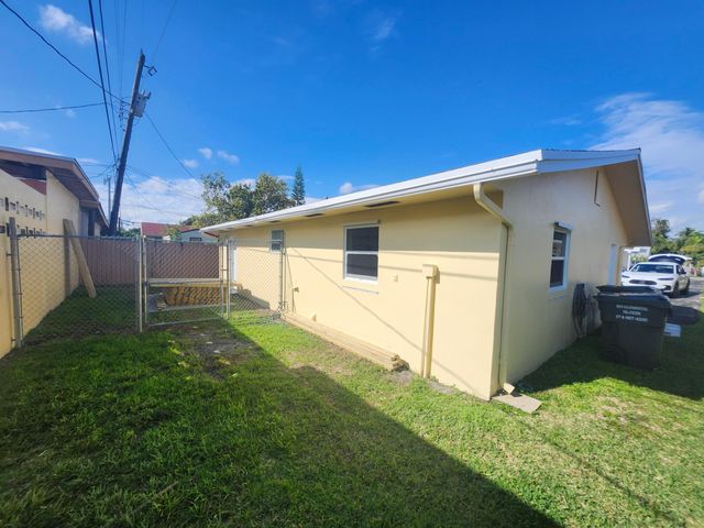 511 N 60th Way East Apartment, Hollywood, FL 33024