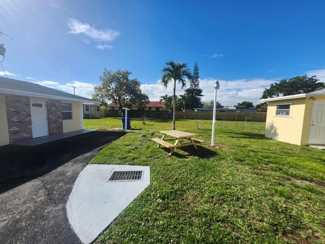 511 N 60th Way East Apartment, Hollywood, FL 33024