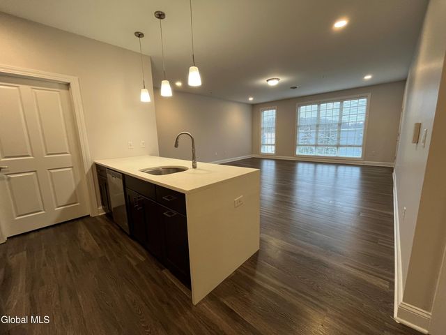 130 Excelsior Avenue 308, Saratoga Springs, NY 12866