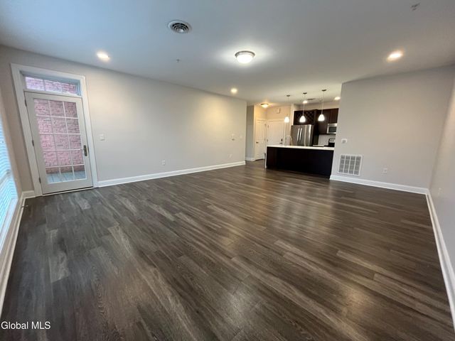 130 Excelsior Avenue 308, Saratoga Springs, NY 12866