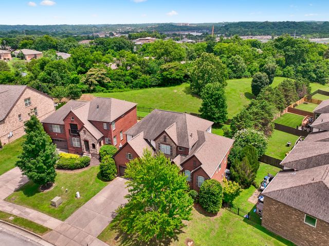 4404 Birdseye Ct, Hermitage, TN 37076