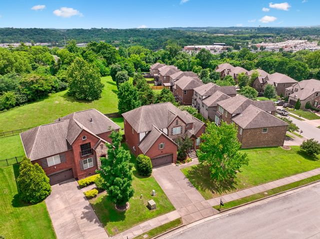 4404 Birdseye Ct, Hermitage, TN 37076