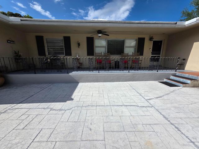 4011 SW 2nd Street, Plantation, FL 33317