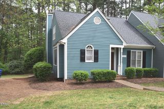 1015 Oak Lake Court, Raleigh, NC 27606