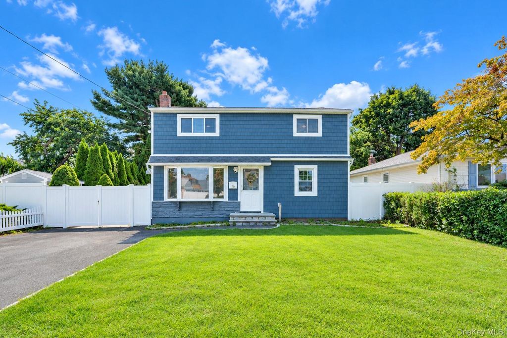 26 Michel Avenue, Farmingdale, NY 11735 — exterior