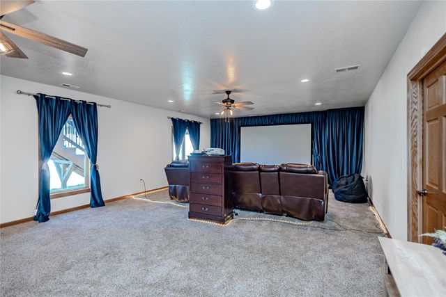 1310 NE 28th Street, Ankeny, IA 50021