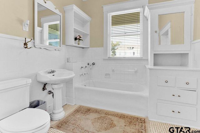 313 E Charnwood, Tyler, TX 75701