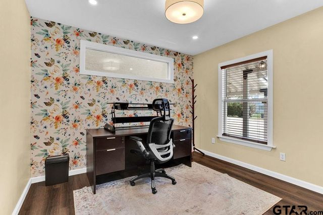 313 E Charnwood, Tyler, TX 75701