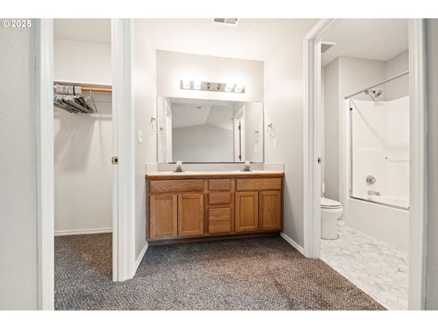 7829 Ne 24TH Ct, Vancouver, WA 98665