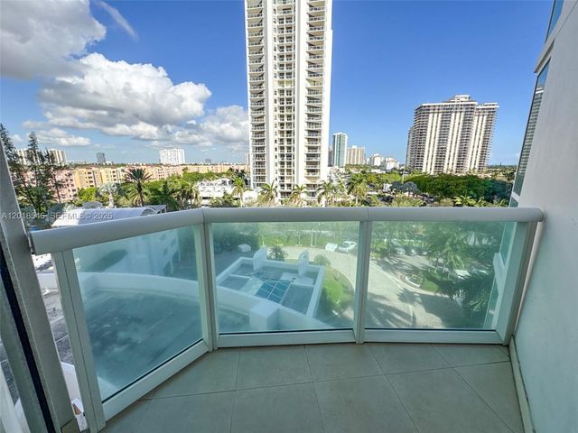 19400 Turnberry Way 531, Aventura, FL 33180