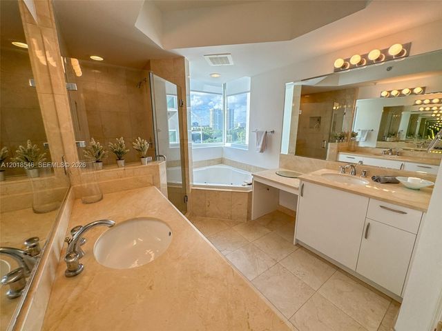 19400 Turnberry Way 531, Aventura, FL 33180