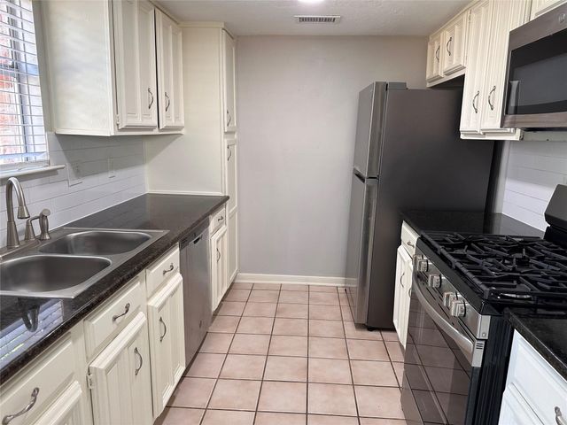 3323 Brookdale Drive Drive, Kingwood, TX 77339