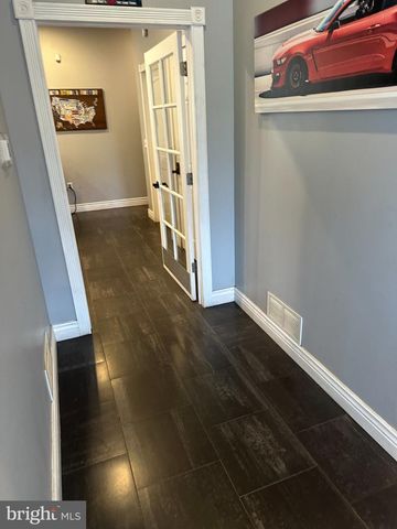 2425 HERR ST, Harrisburg, PA 17103