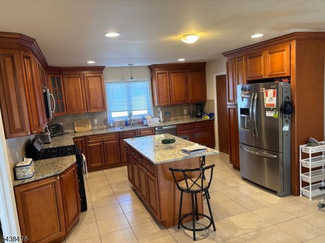 17 Garrett St, Cedar Grove Twp., NJ 07009