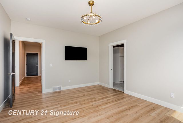 72 E Grove Court, Freeland, MI 48623