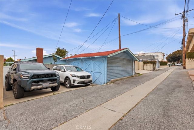 922 S Pacific Coast, Redondo Beach, CA 90277