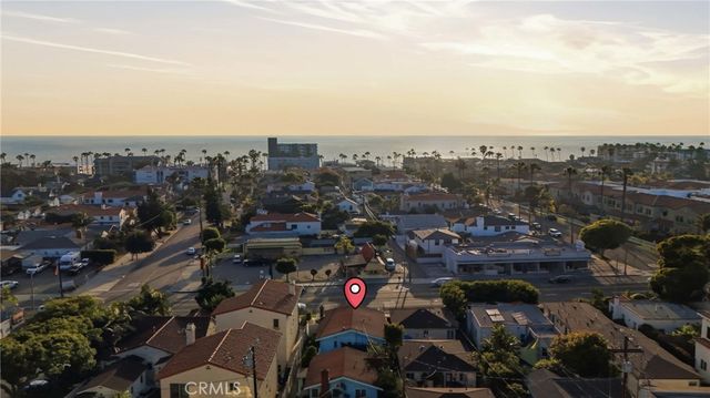 922 S Pacific Coast, Redondo Beach, CA 90277