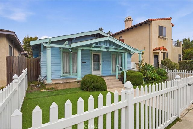 922 S Pacific Coast, Redondo Beach, CA 90277