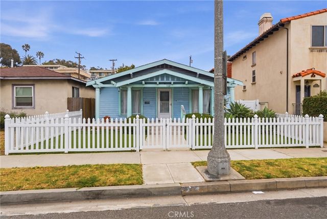 922 S Pacific Coast, Redondo Beach, CA 90277