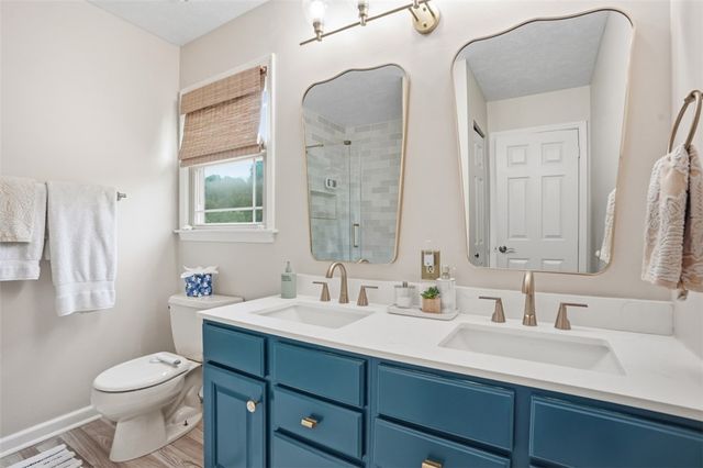 333 Warrick Dr, Seven Fields Boro, PA 16046