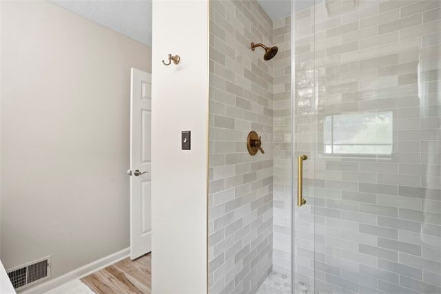 333 Warrick Dr, Seven Fields Boro, PA 16046