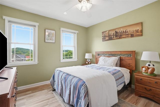 333 Warrick Dr, Seven Fields Boro, PA 16046