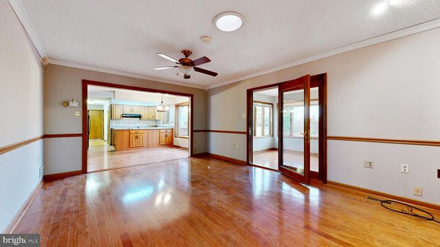 40 MARSTON DR, Martinsburg, WV 25403