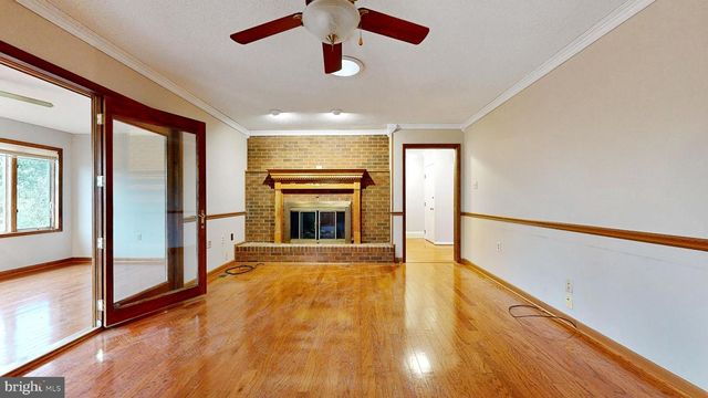 40 MARSTON DR, Martinsburg, WV 25403