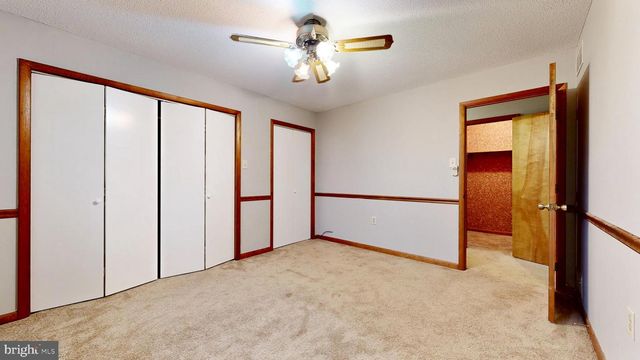 40 MARSTON DR, Martinsburg, WV 25403