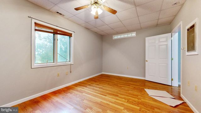 40 MARSTON DR, Martinsburg, WV 25403
