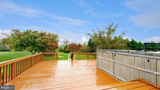 40 MARSTON DR, Martinsburg, WV 25403