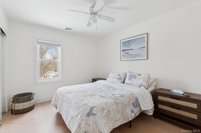 34 Starboard Road, Hampton Bays, NY 11946