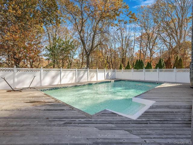 34 Starboard Road, Hampton Bays, NY 11946