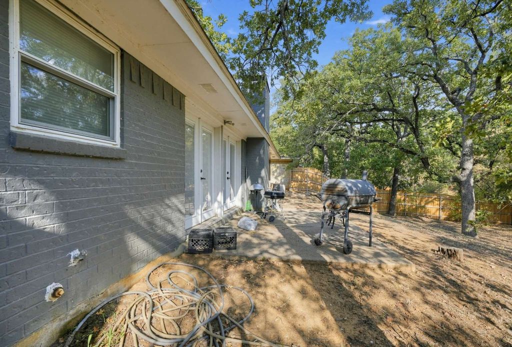 7632 Beckwood Drive, Fort Worth, TX 76112 — photo 4
