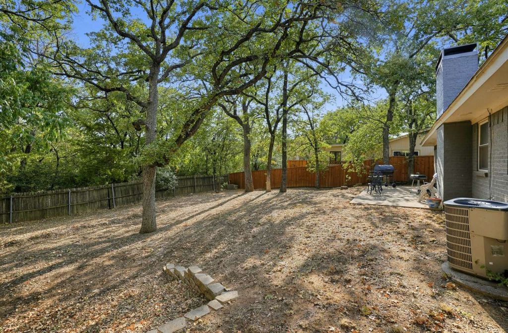7632 Beckwood Drive, Fort Worth, TX 76112 — photo 5