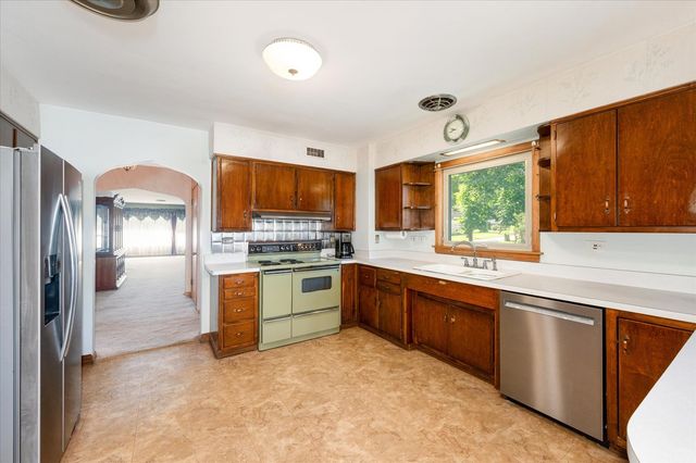 418 East End Avenue, Hillside, IL 60162